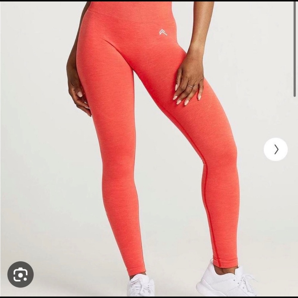 Oner Active size M coral seamless leggings